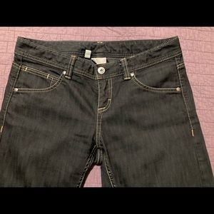 Womens Athleta stretch jeans. Size 8P